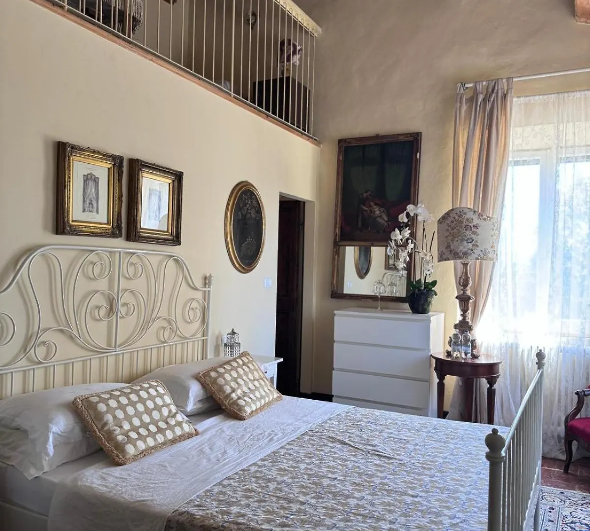 Villa VerucchioBb Ilde住宿加早餐旅馆 住宿加早餐酒店